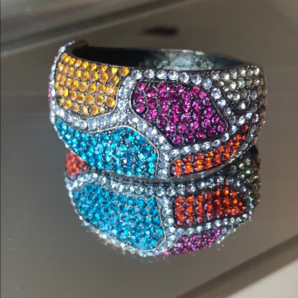 Jeweled Cuff 💎